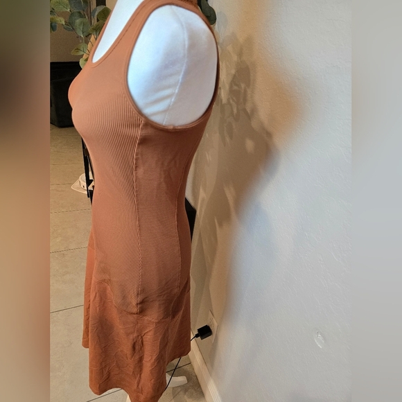 Athleta Ribbed Rust Orange Midi Dress Size Xs - Picture 6 of 7